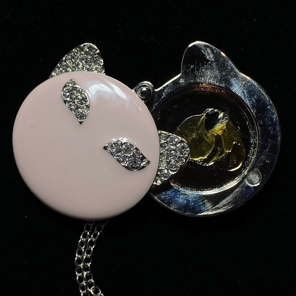 Katy Perry Meow Perfume Locket Cat Face - Picture 3 of 9